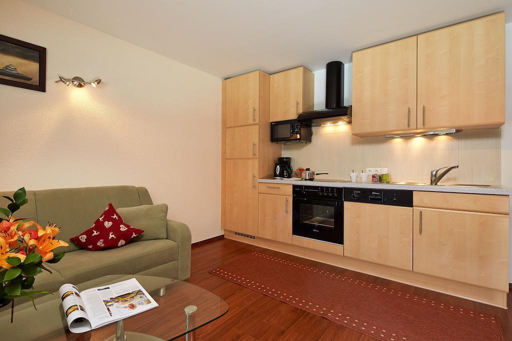 Apart Sunshine Langenfeld Room photo